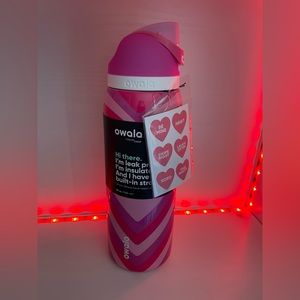 Owala I <3 u 40 oz tumbler